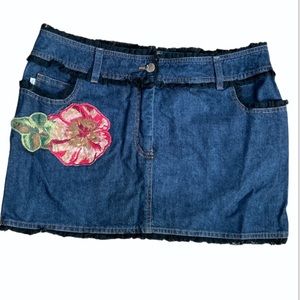 Red Valentino denim skirt with black lace trim